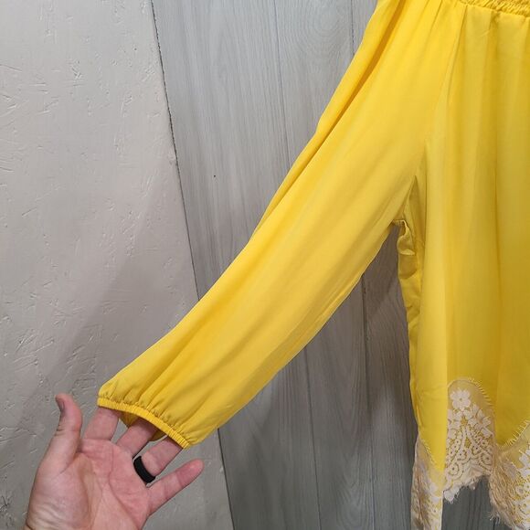 Valerie Stevens Off Shoulder Top Yellow Size XL Lace Bottom - Picture 2 of 10